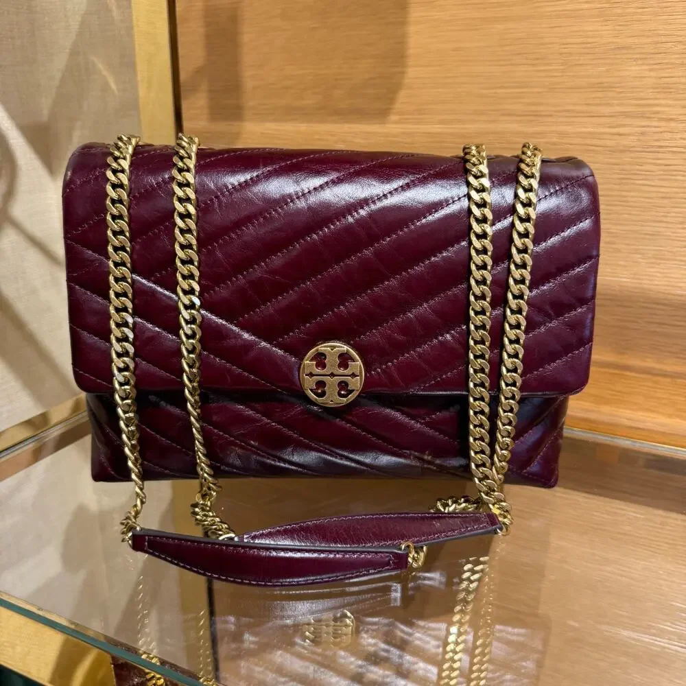 NEW‼️Tory Burch Willa Chevron Glazed Large Shoulder Bag 188185 $675